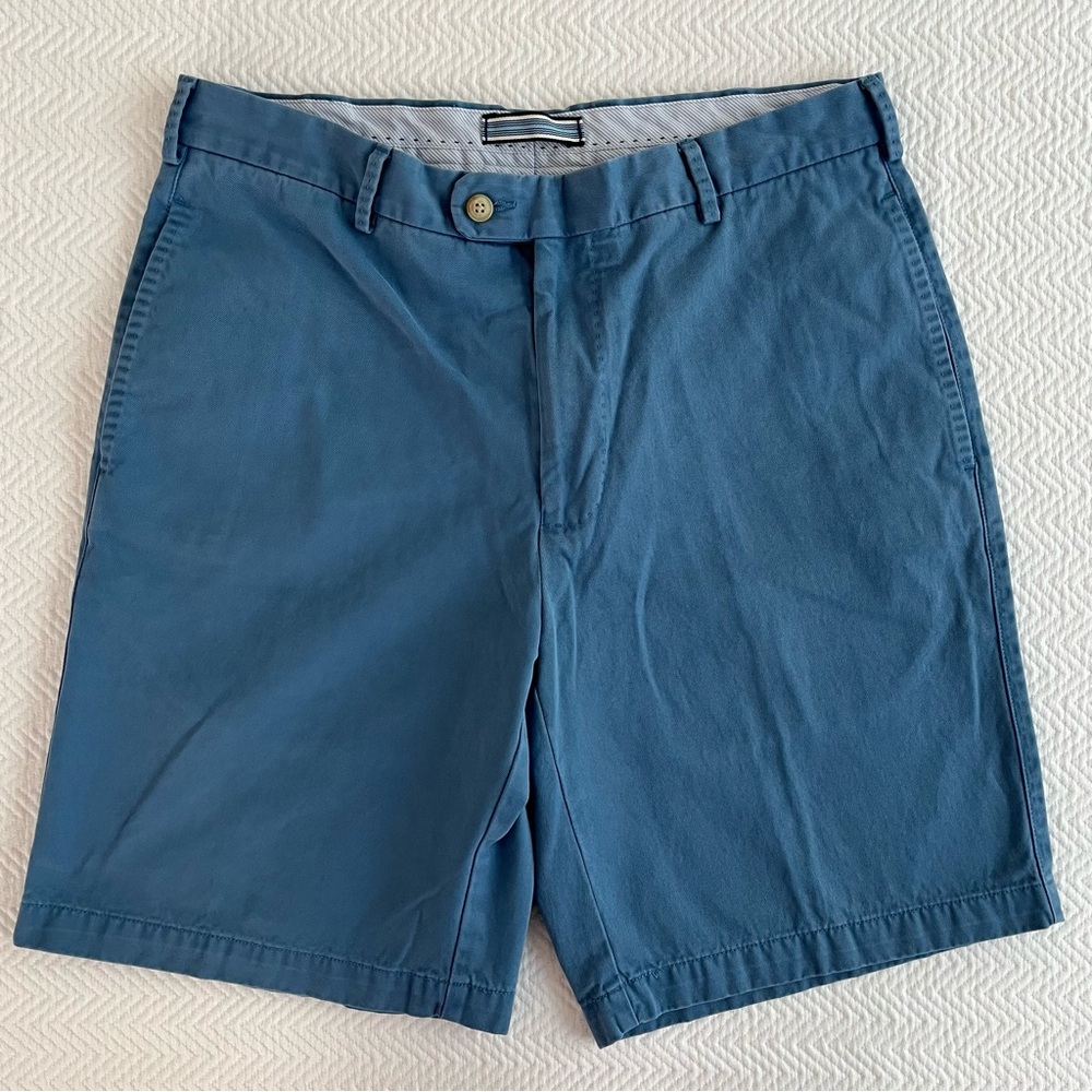 Peter Millar Crown Blue Flat Front Chino Shorts Size 33